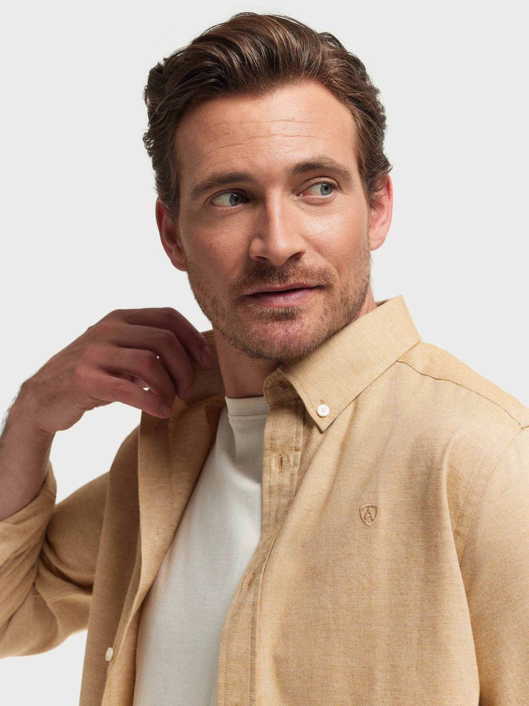 Alvaro Moreno Franela|CAMISA FLANNEL TWILL Camel
