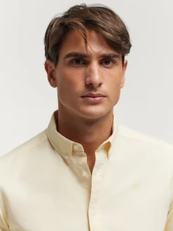 Alvaro Moreno Oxford|CAMISA OXFORD SOLID Amarillo