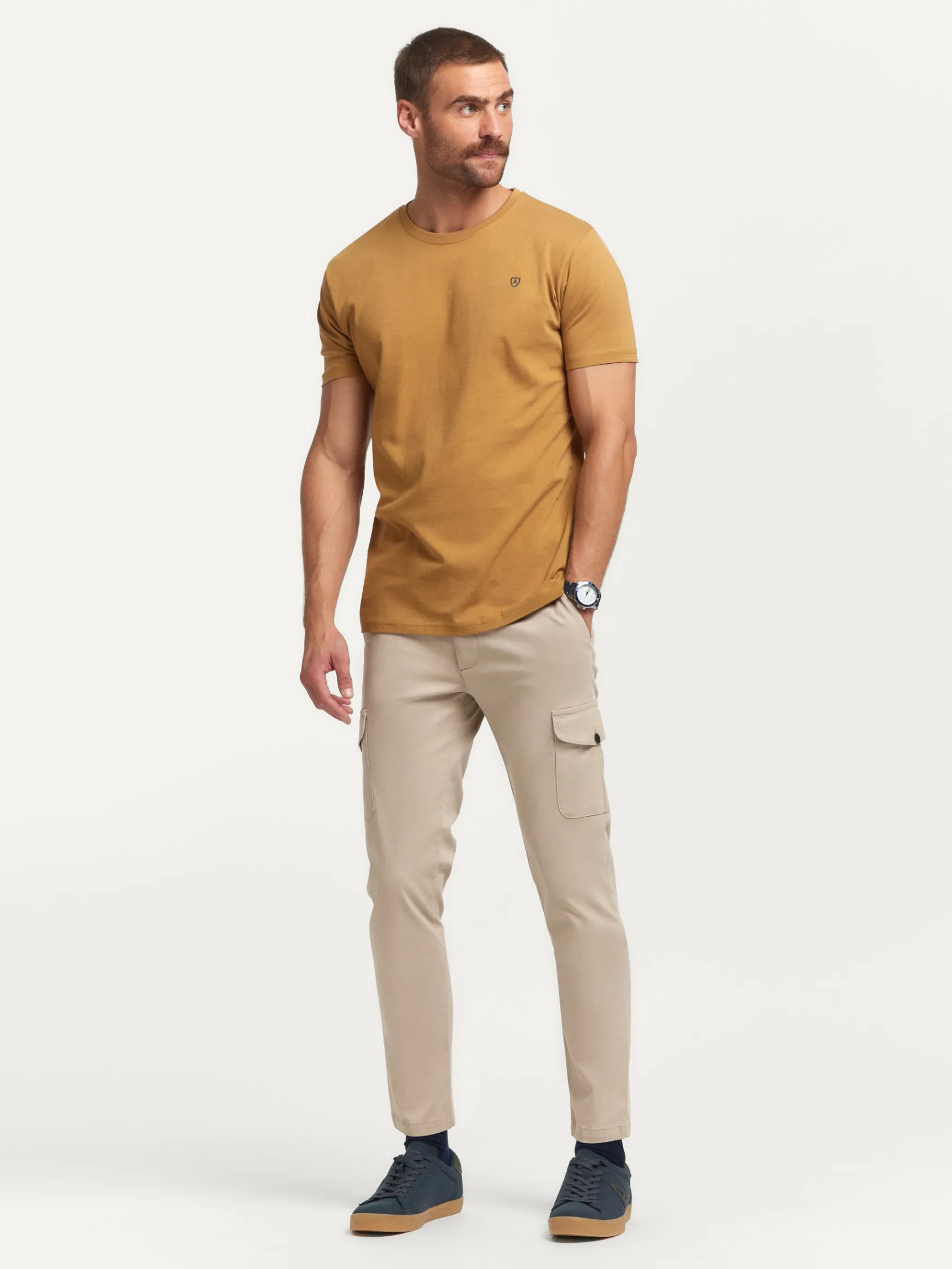 Alvaro Moreno Camisetas|CAMISETA BASICA Mostaza