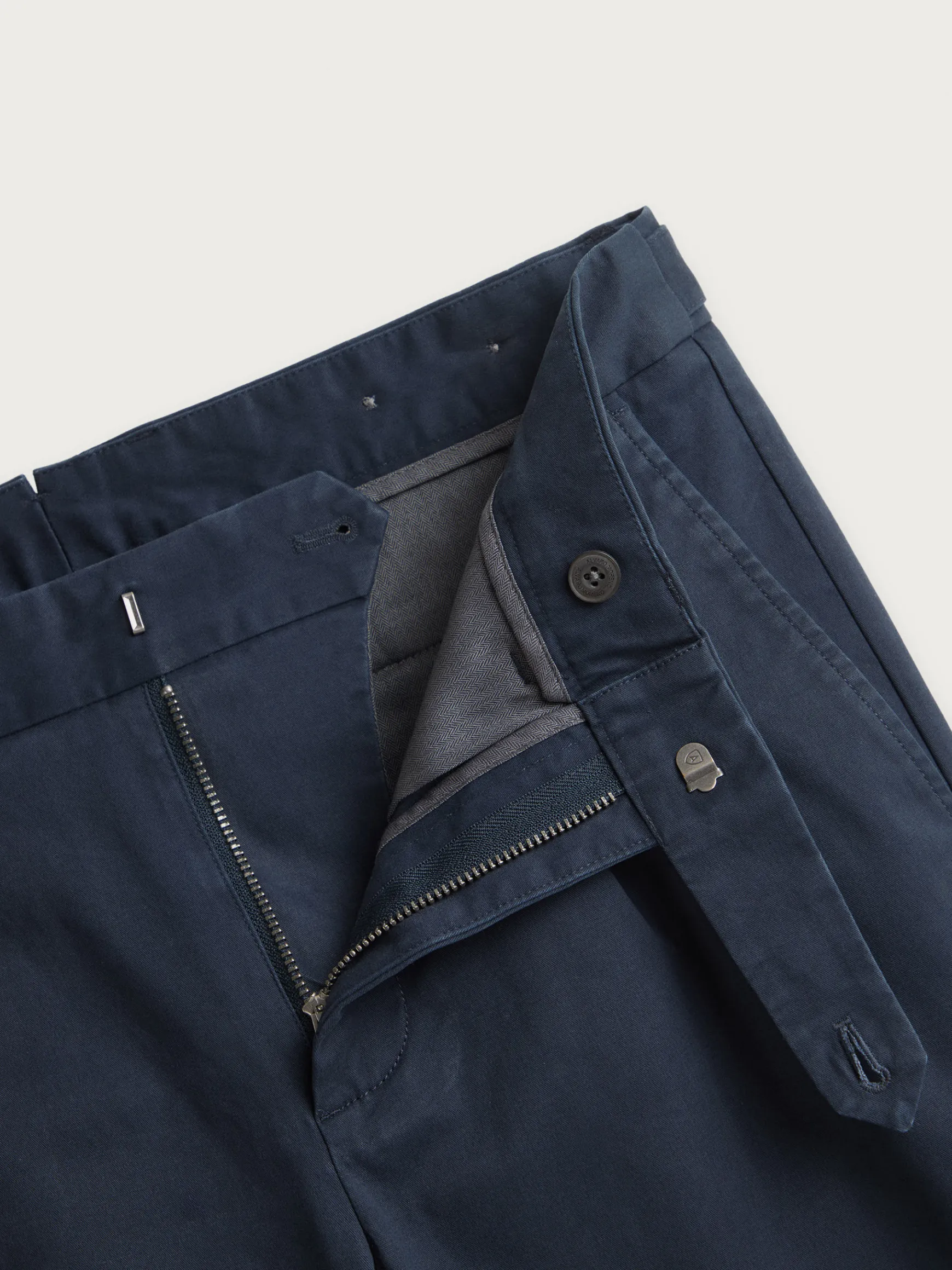 Alvaro Moreno Chino|PANTALON CARROT Azul Marino