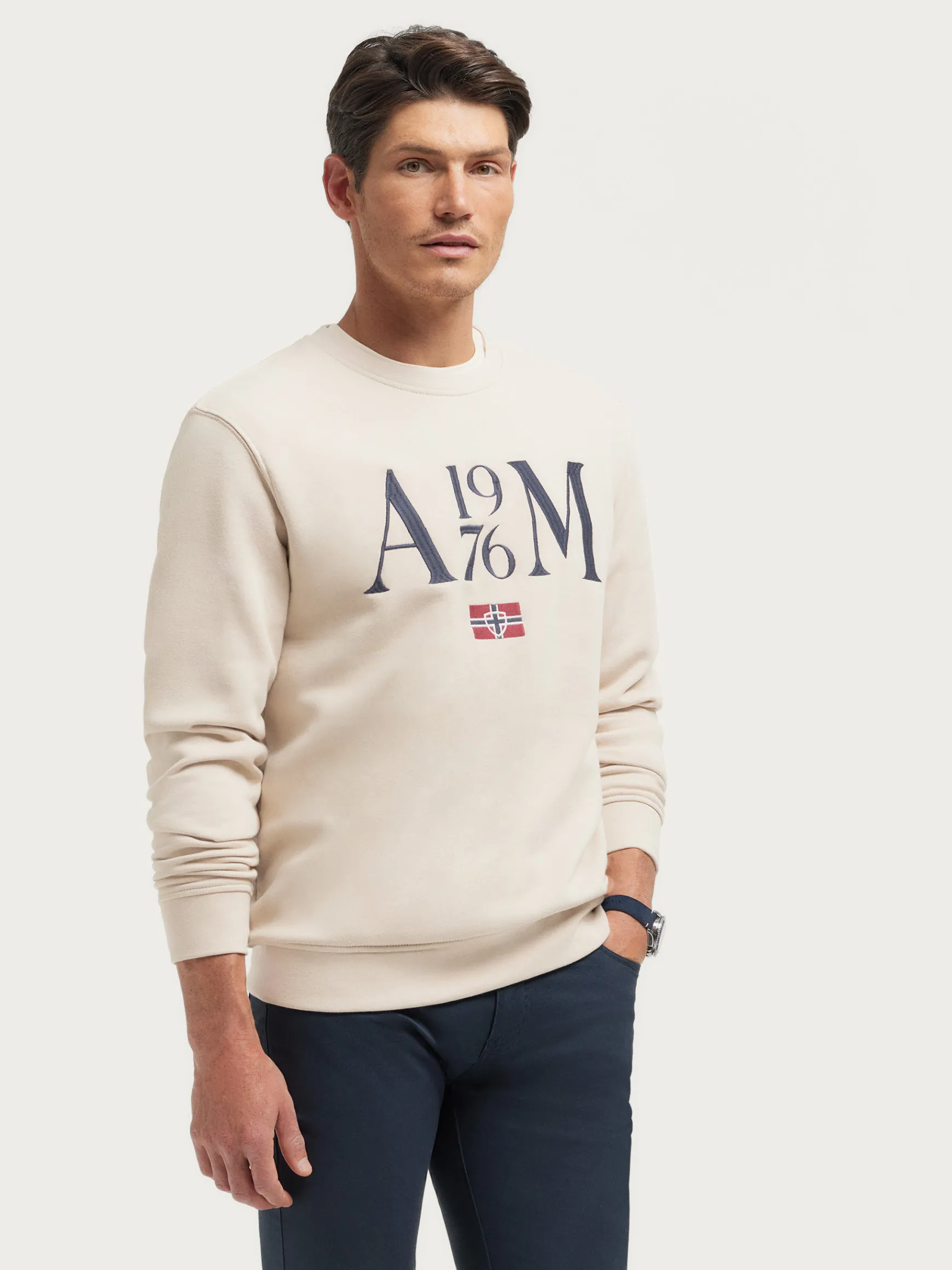 Alvaro Moreno Sudaderas|SUDADERA LEGEND Beige